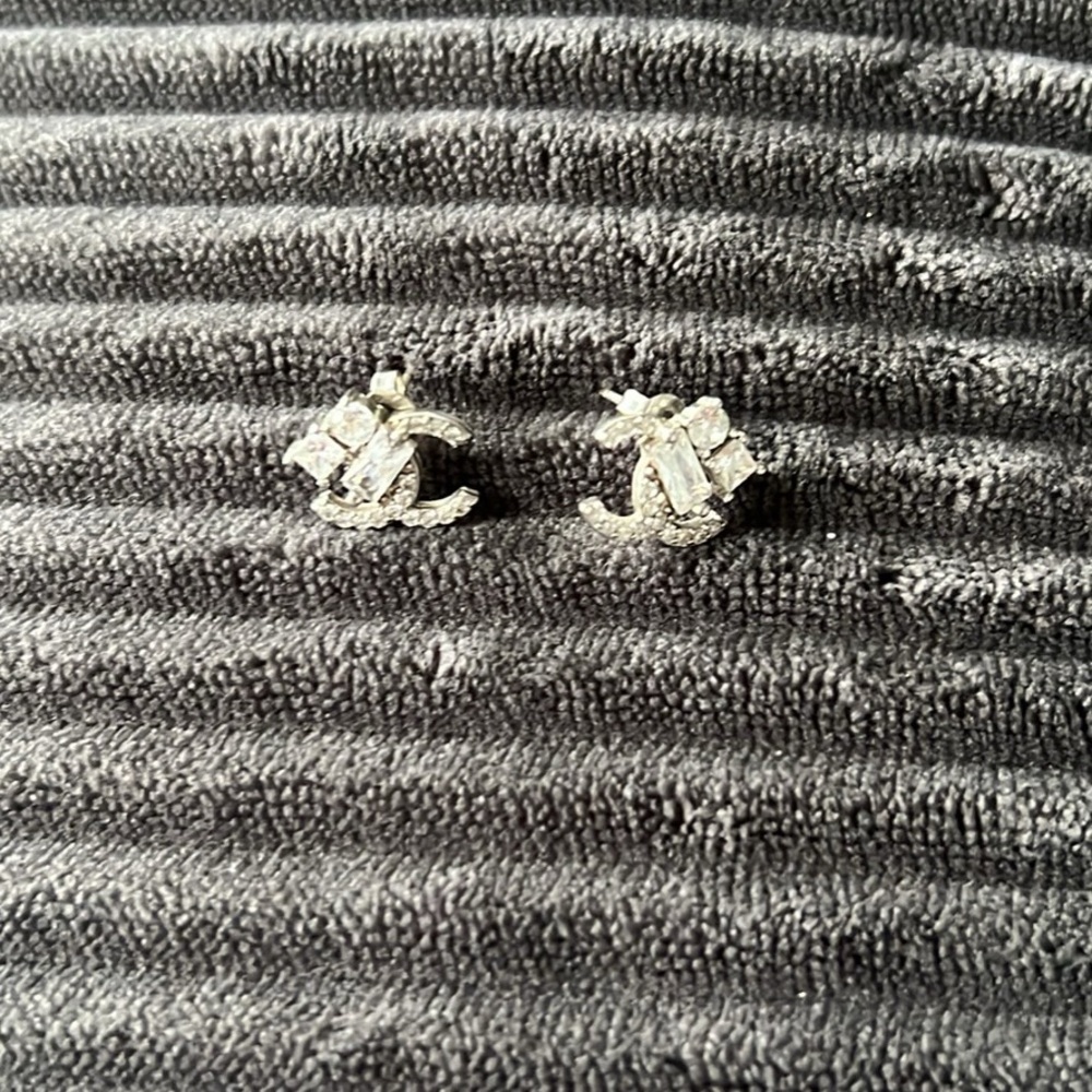925 Sterling Silver Chanel Earrings
